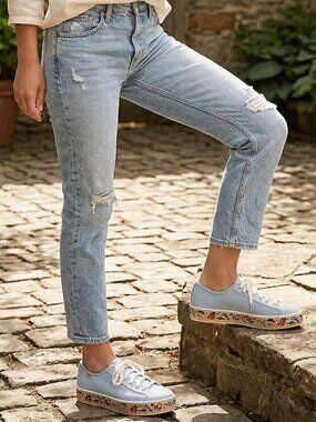 NWOT Keds Denim Sneakers Size 10